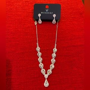 Windsor rhinestones necklace and earrings